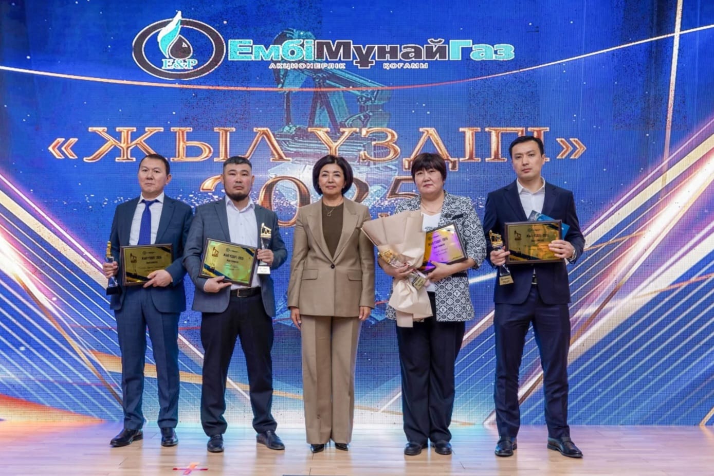 Компания Zhahan Atyrau отмечена наградой «Жыл үздігі – 2025» от АО «Эмбамунайгаз»